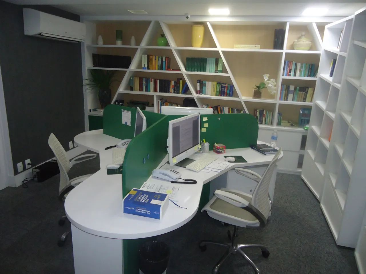 Cinelândia. Conjunto de 4 salas. 130m2. Reformada - Foto 4