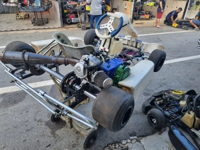 Kart Mega 2004 - Motor 18 Hp - Foto 2