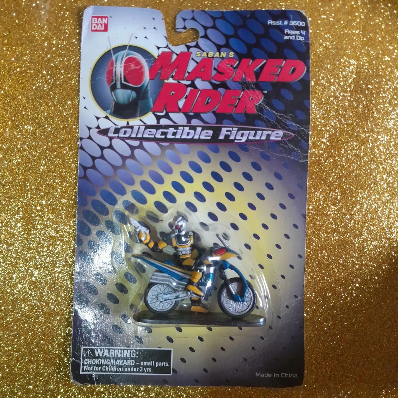 Boneco colecionável do Masked Rider 