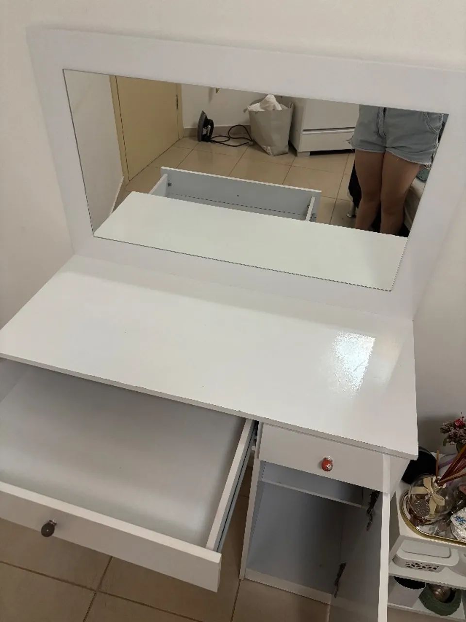 Dressing Table64739714833411123