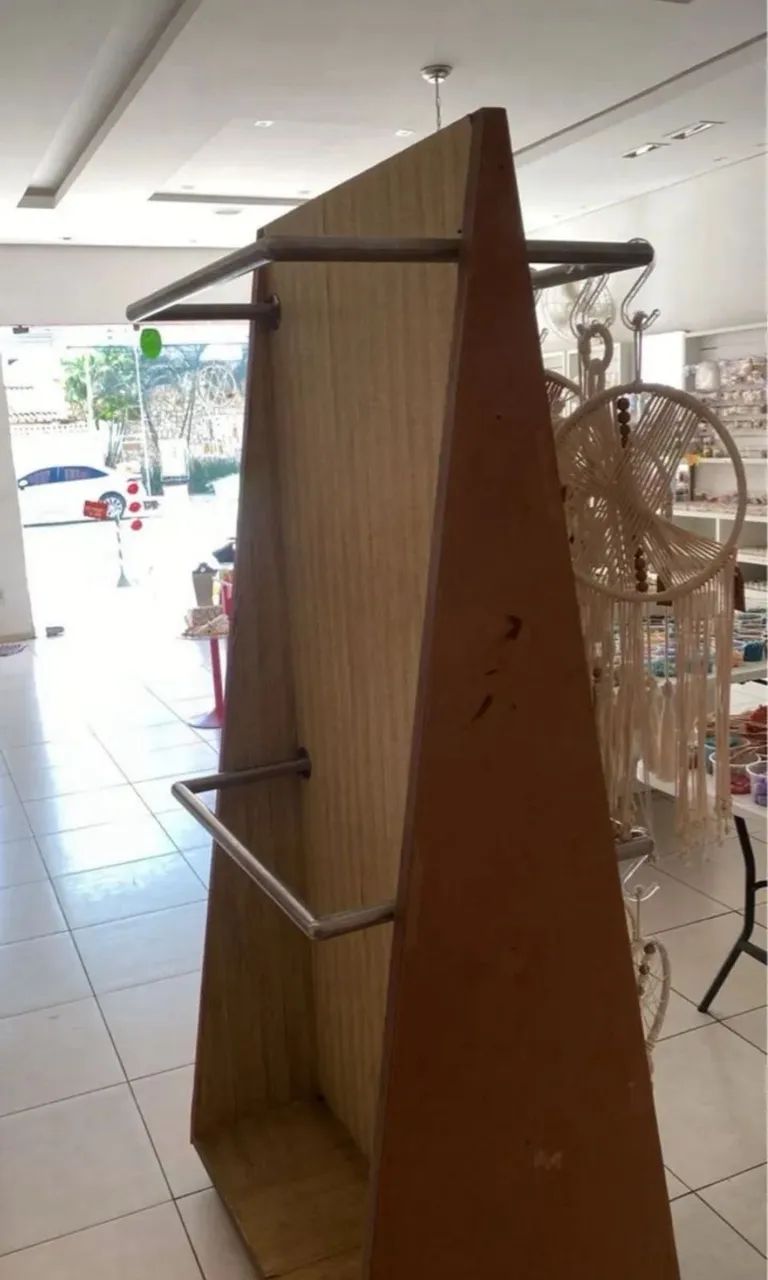 Expositor ou arara de roupas64842836650627120