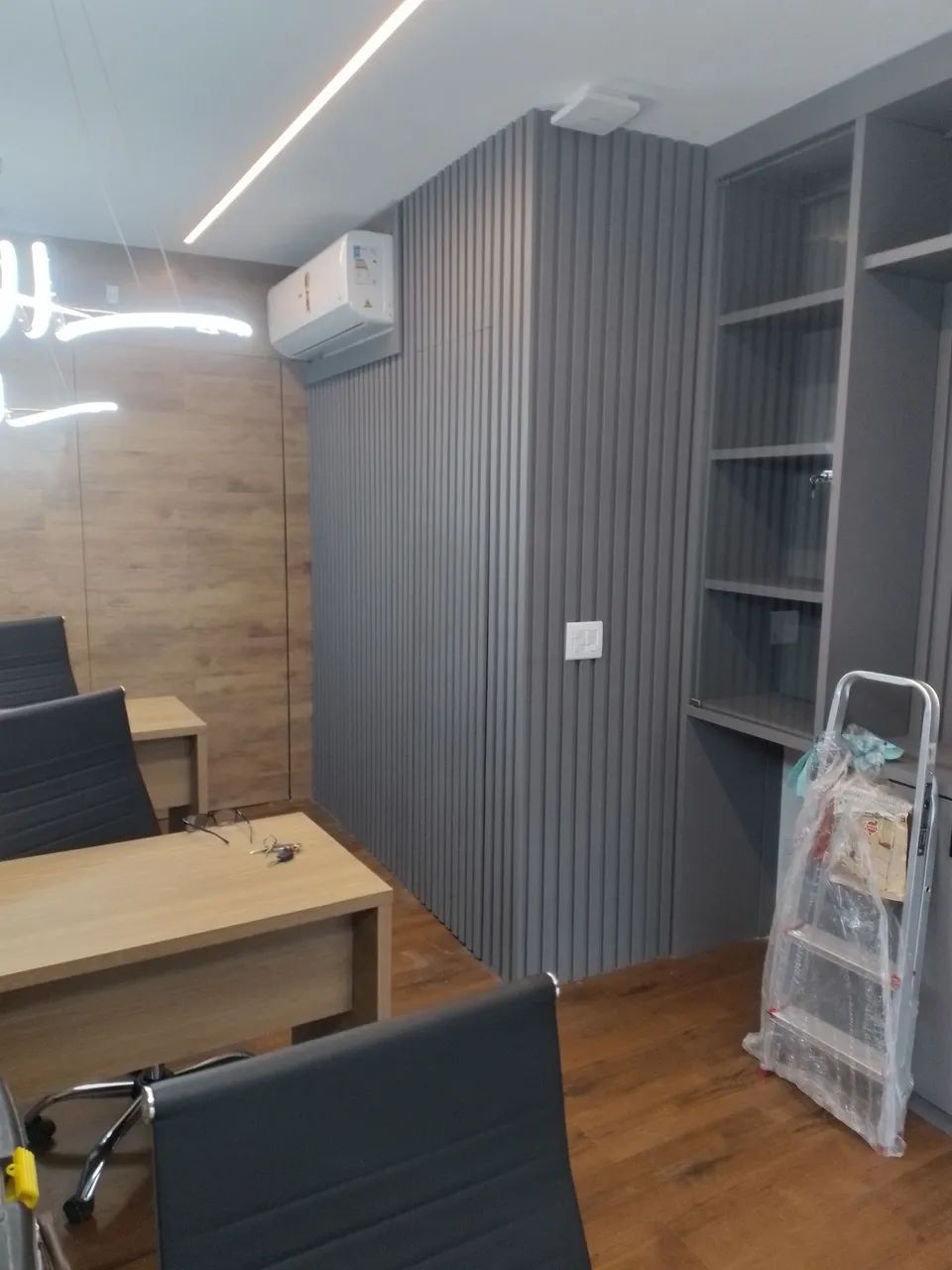 marceneiro  restaurado de móveis e serviços em ambiente  - Foto 2