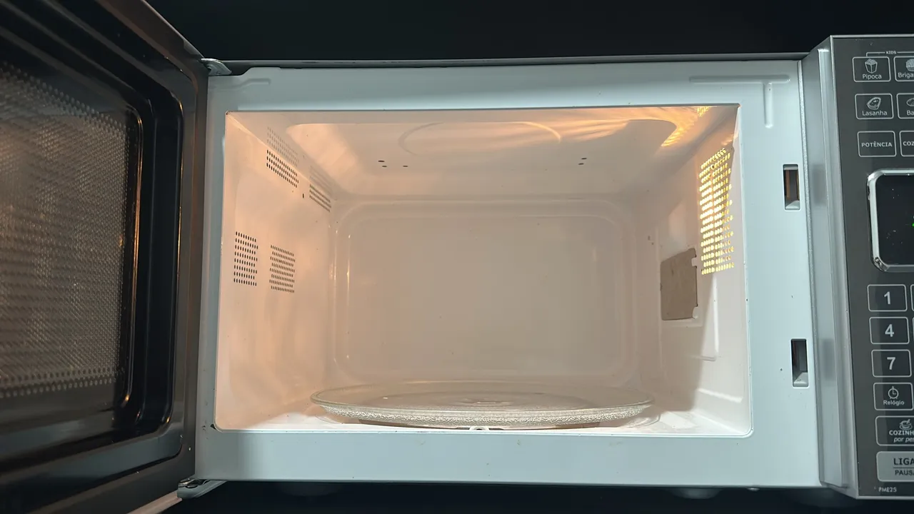 Micro-ondas Philco usado
