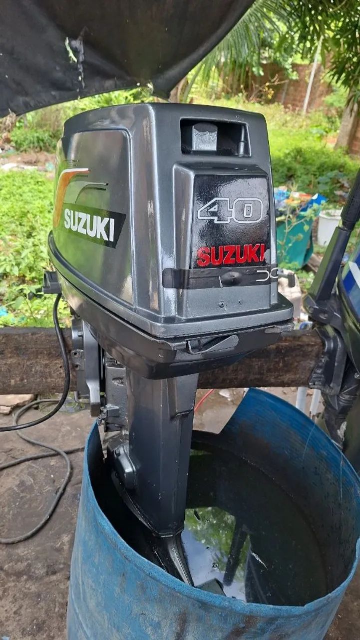 Vendo motor de popa suzuki 40hp  - Foto 2