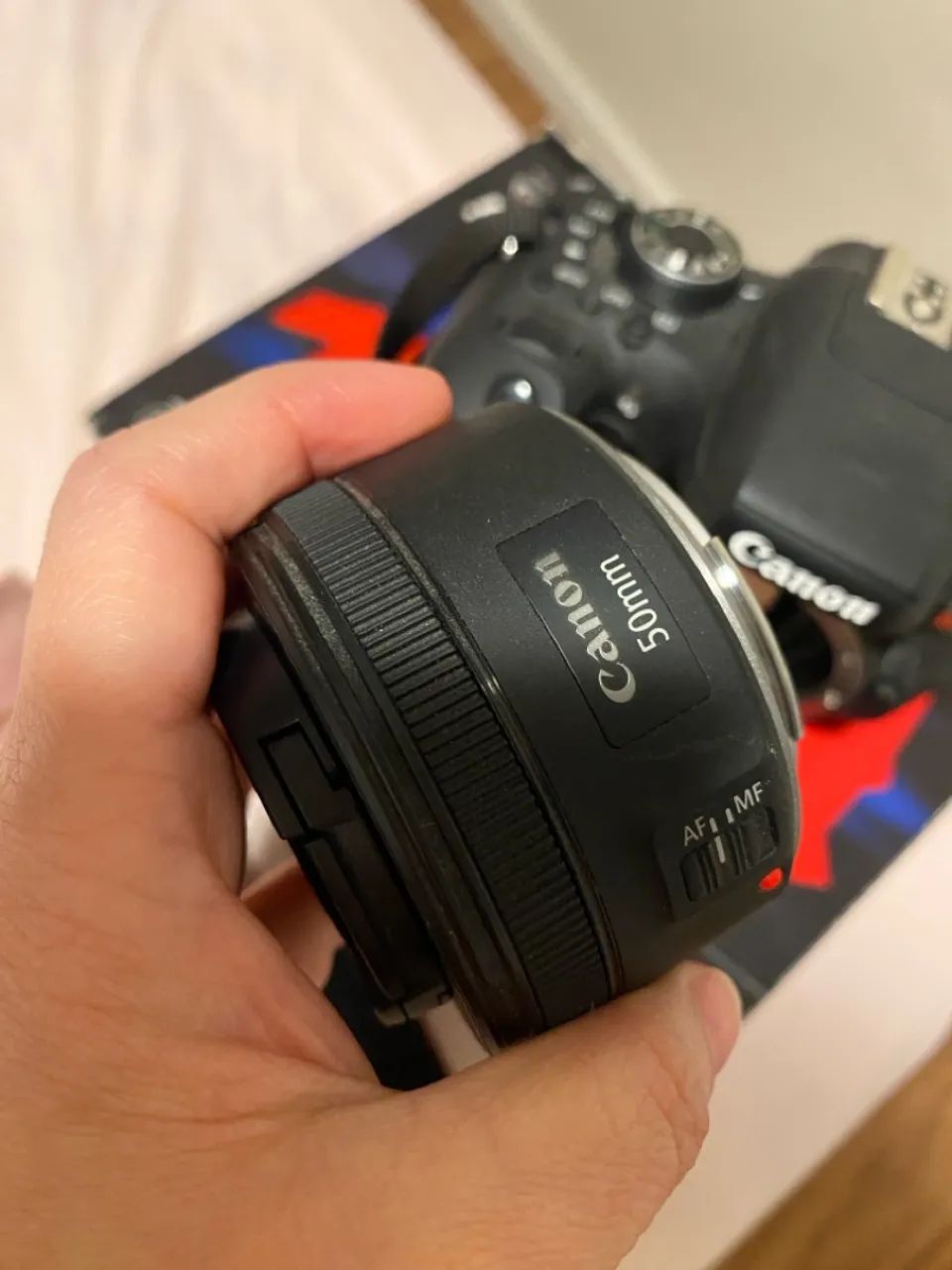 Canon EOS rebel t6i + lente 50mm + bateria extra  - Foto 4