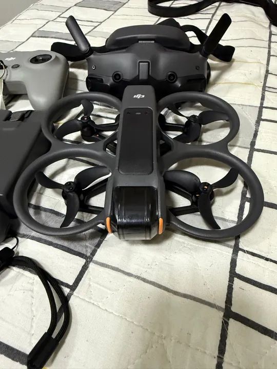 Drone Dji Avata 2 Fly More Combo (3 Baterias) C/ Goggles 3 - Foto 3