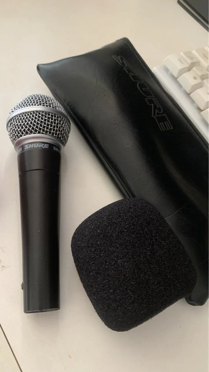 Microfone Shure SM58 com Espuma e Case