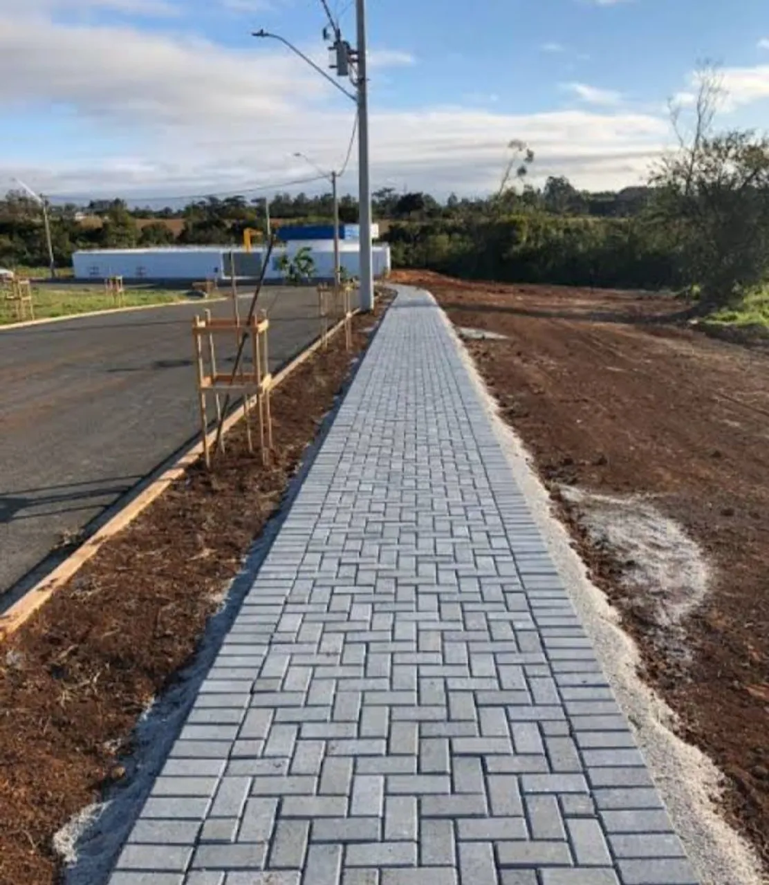 Piso Intertravado Cinza para Calçada