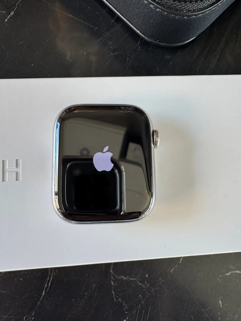 Apple Watch Series 7 cromado com 6 pulseiras ( ORIGINAIS) !!! E saude da bateria a 95%!!!