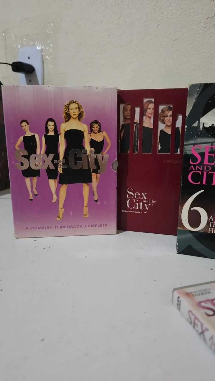 Box Sex and the City - Coleção Completa (DVD) - CDs, DVDs etc