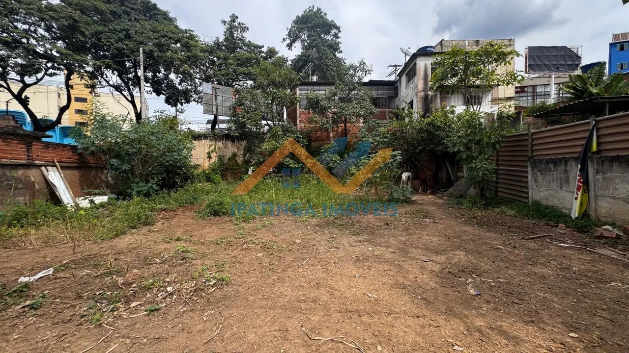 Terreno bem localizado à venda no Centro - Ipatinga