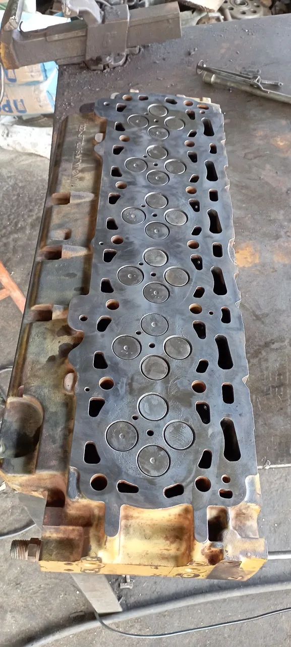 Cabeçote D6N  - Foto 2