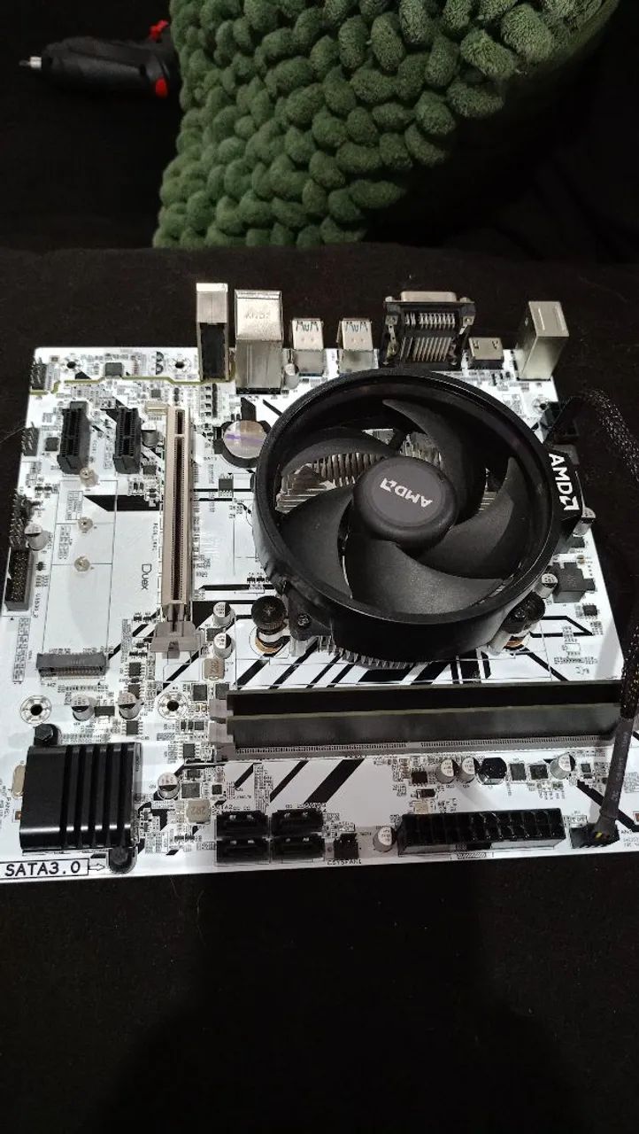 PLACA MÃE B450 PRO AM4