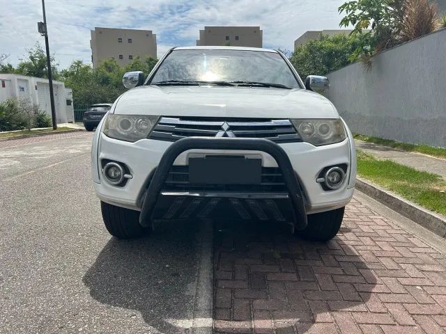 Mitsubishi L 200 Triton HPE 3.2 T Diesel 2015 - Foto 2