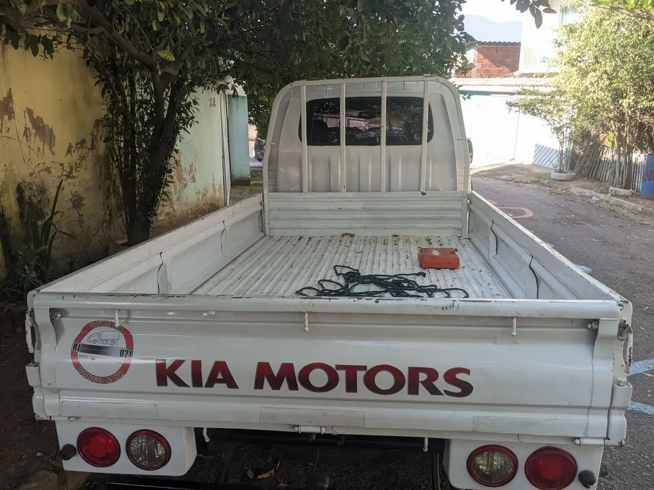 Carroceria Kia Bongo 2,90 por 1,70 em ótimo estado  