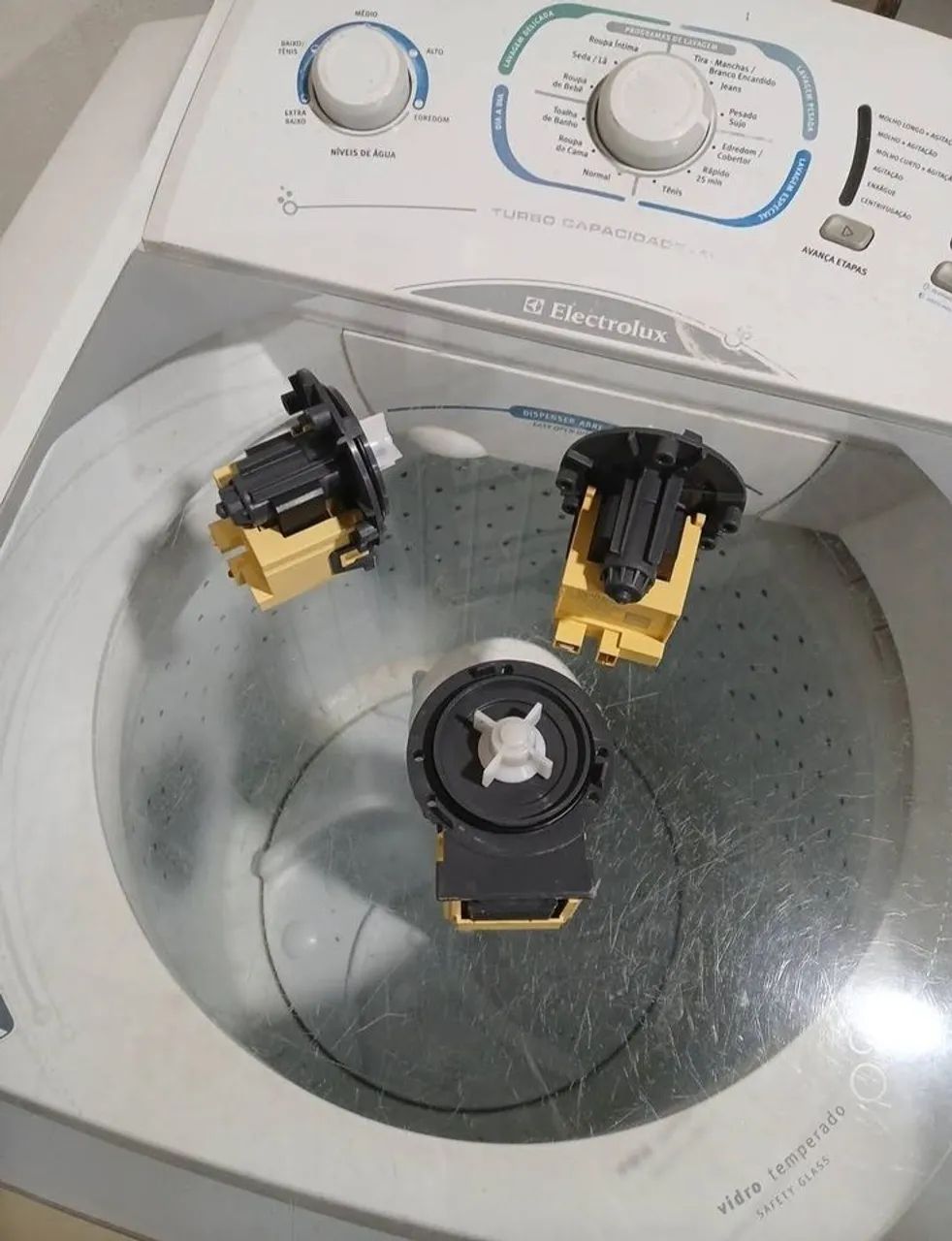 Eletrobomba Universal com proteção térmica 127v - nova  