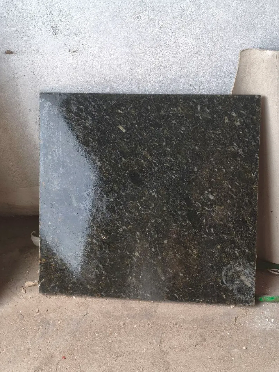 Ladrilho Granito para bancada ou fecho de mesa