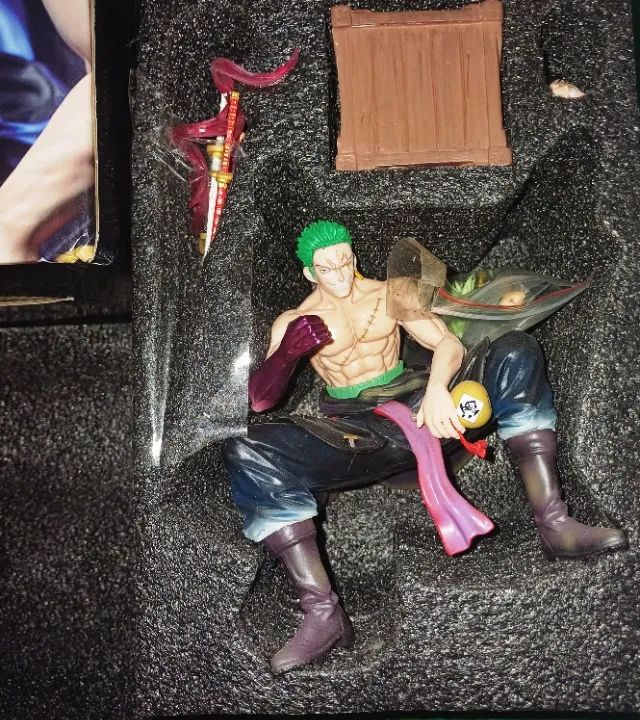 figura de anime em caixa  - Foto 3