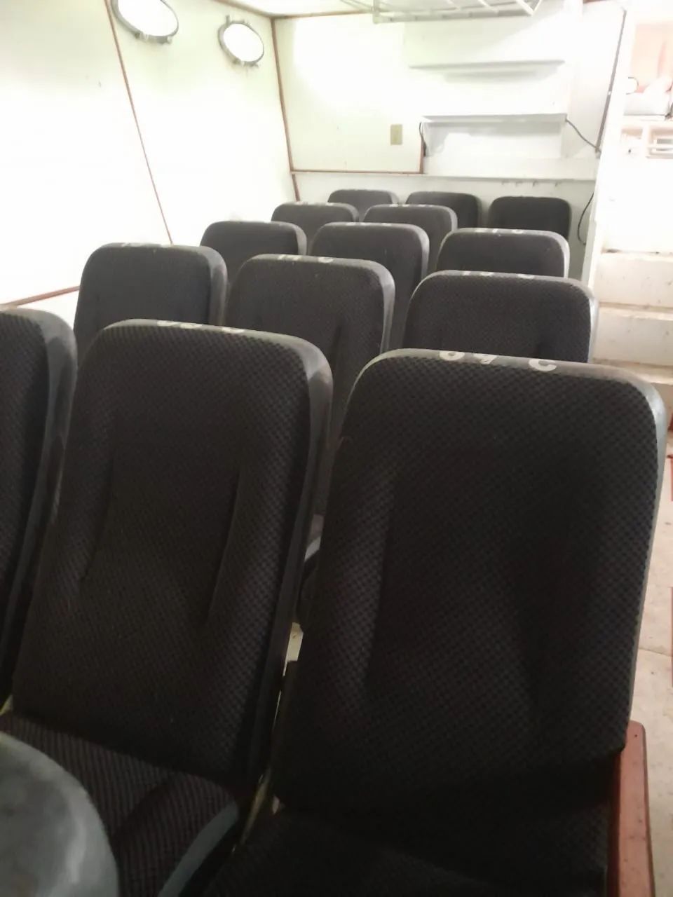 Lancha Expresso 162 passageiros - Foto 7