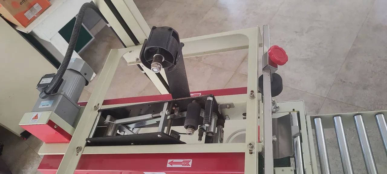 Fechadora de caixas semi automática  - Foto 4
