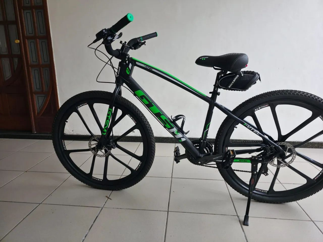 Bike aro 29 EDIÇÃO ESPECIAL POUCAS FABRICADAS . ( ALUMÍNIO , ARO DE MAGNÉSIO) - Foto 3