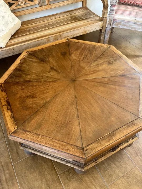 Mesa de centro octogonal em madeira maciça - Foto 4