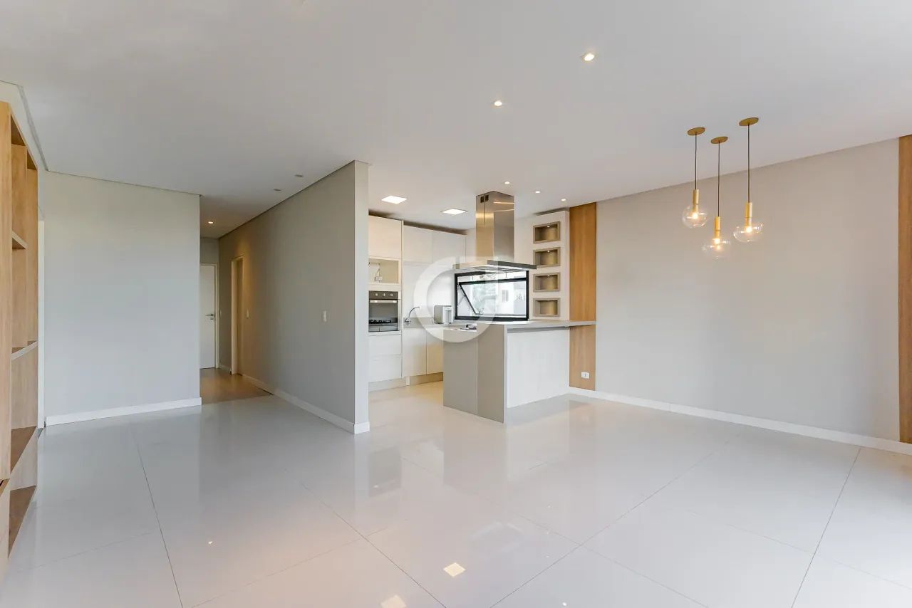 Apartamento de 100m² à Venda no Cabral  Com 2 Quartos sendo uma Suíte e 2 Vagas - Foto 4