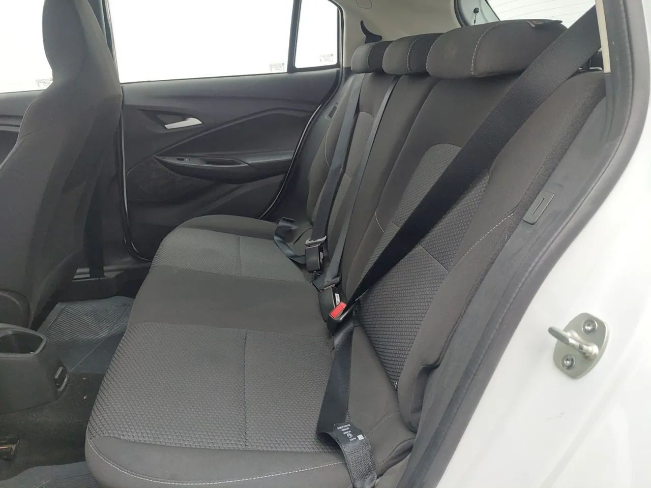 Chevrolet Onix HATCH LT 1.0 12V FLEX MEC. 4P, foto 17 de 18
