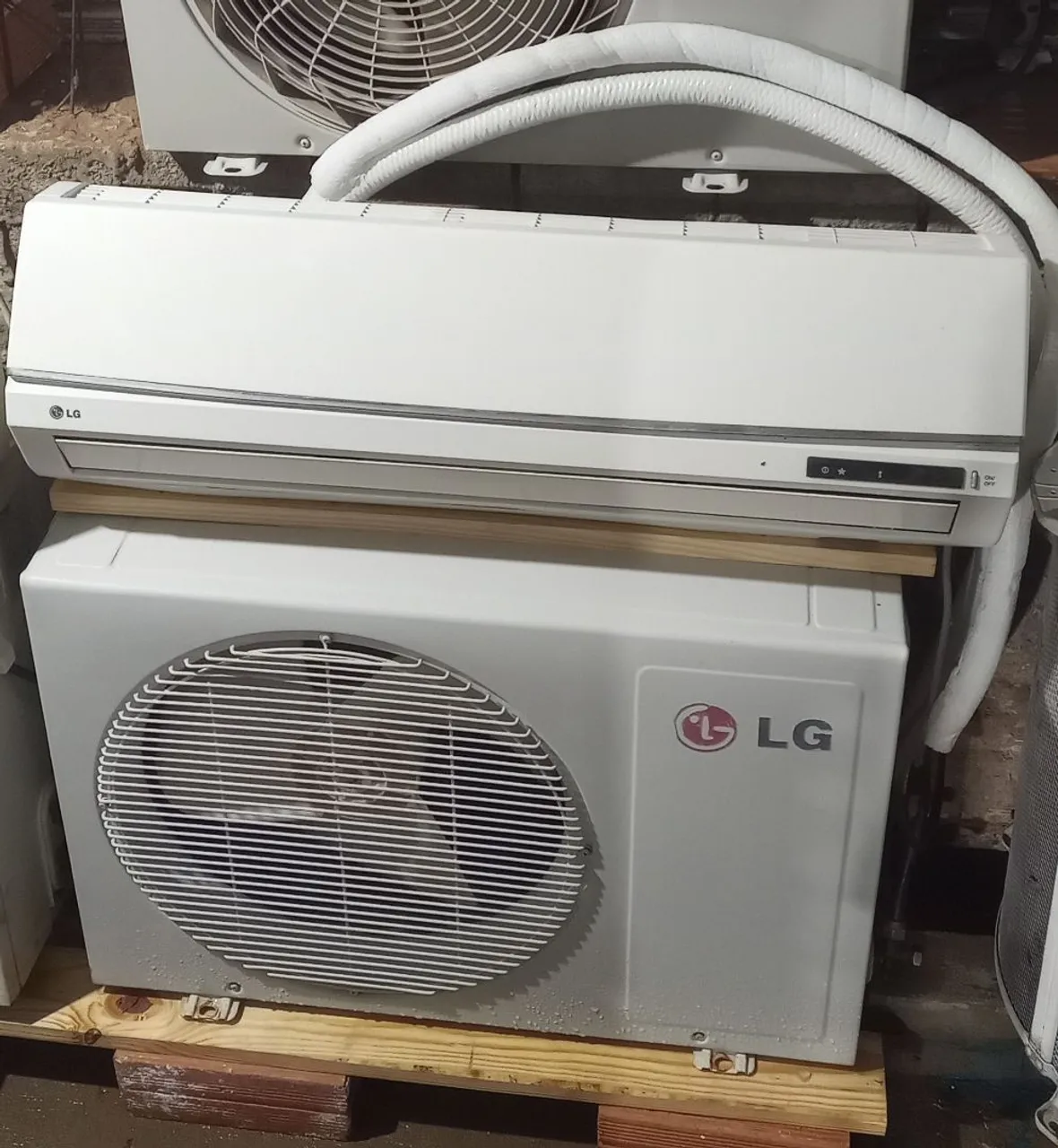 Ar condicionado Quente e Frio 12 mil BTUs