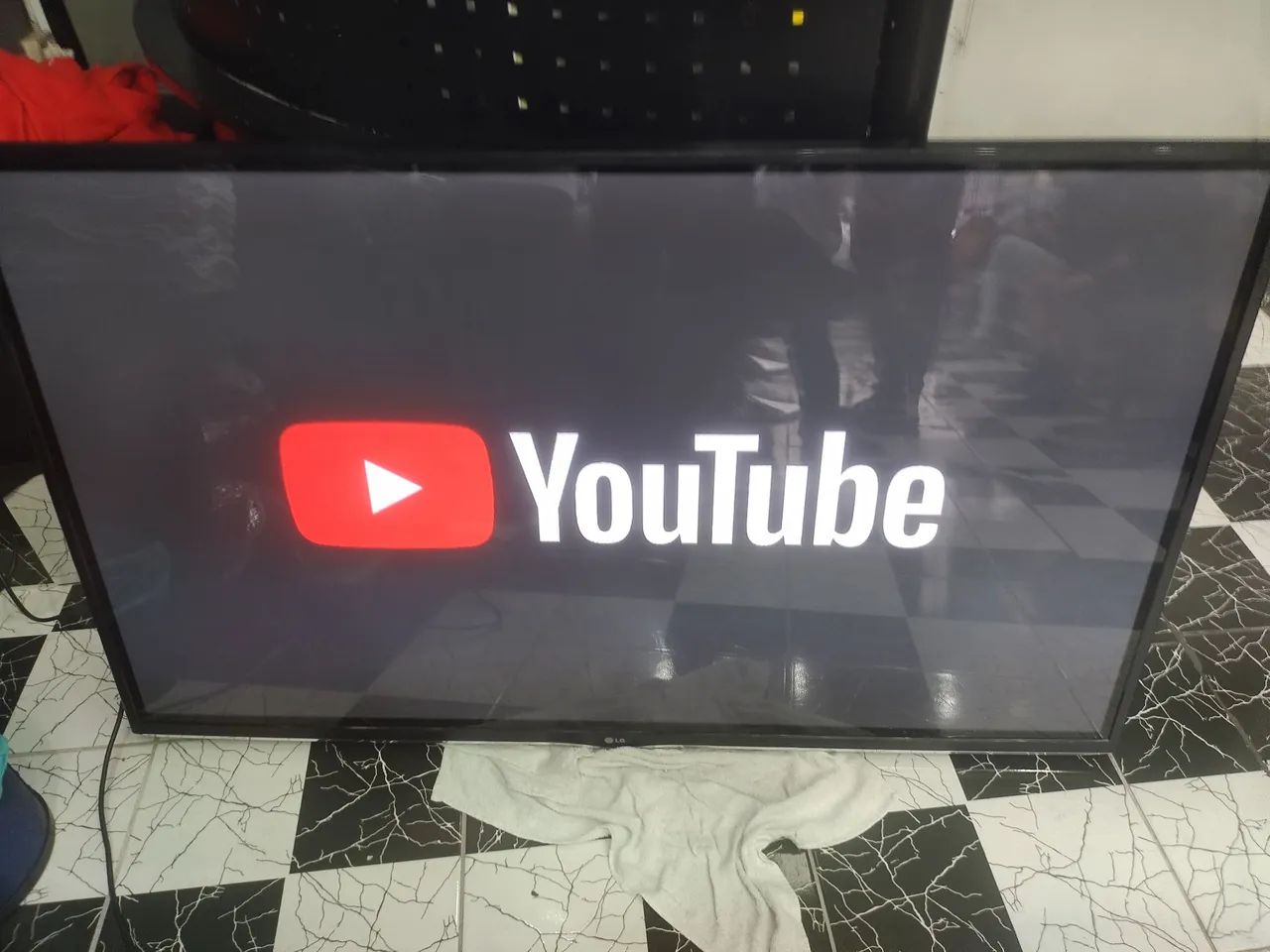 Vendo Smartv lg 60 polegadas funcionando perfeitamente R$ 2500,00