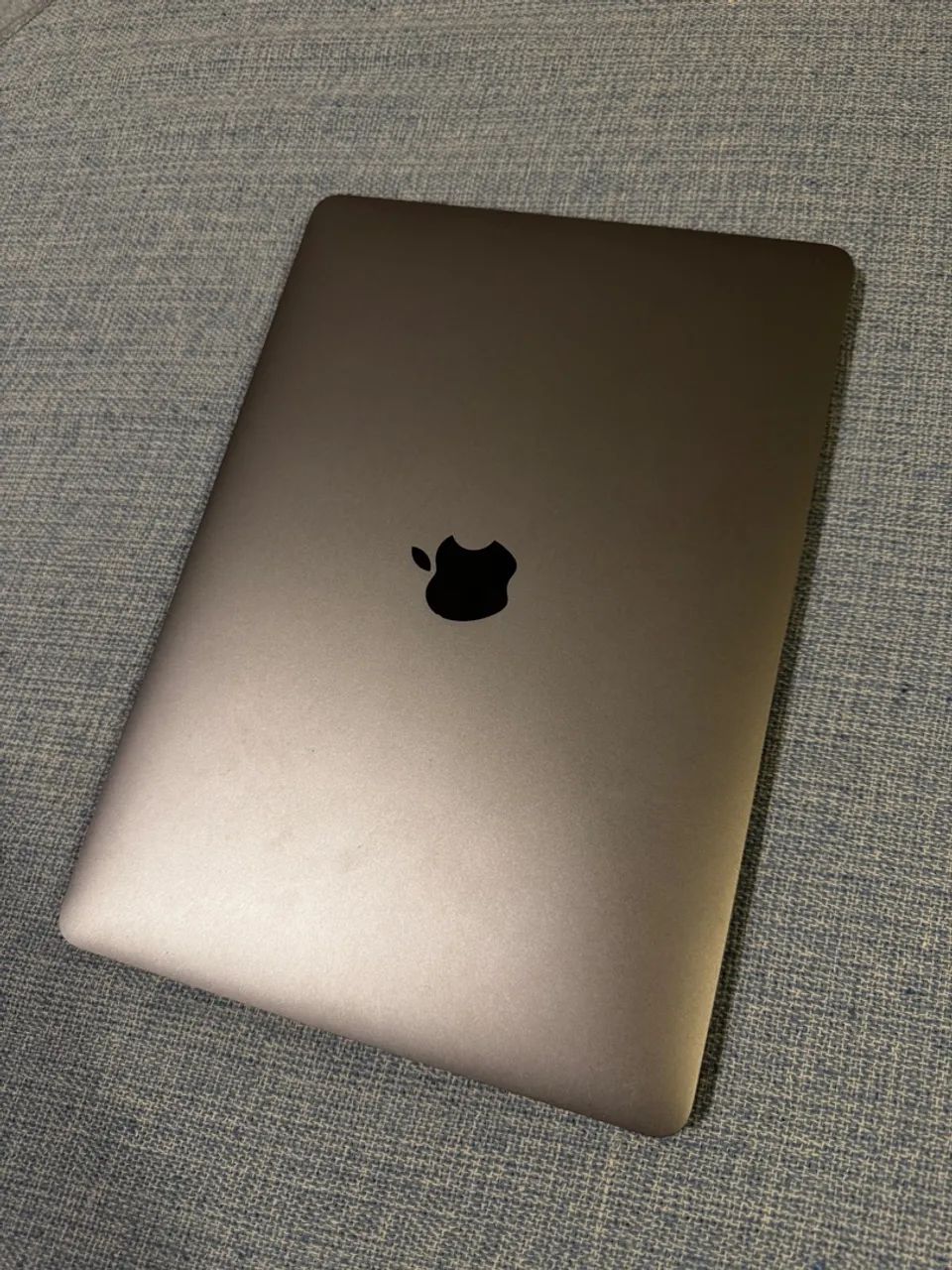 MacBook Pro M2 256 Gb 8Gb ram 2022 usado