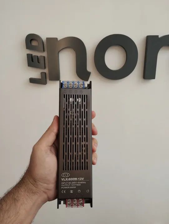 Fonte de Alimentação LED 600W 12V 50A - Foto 3