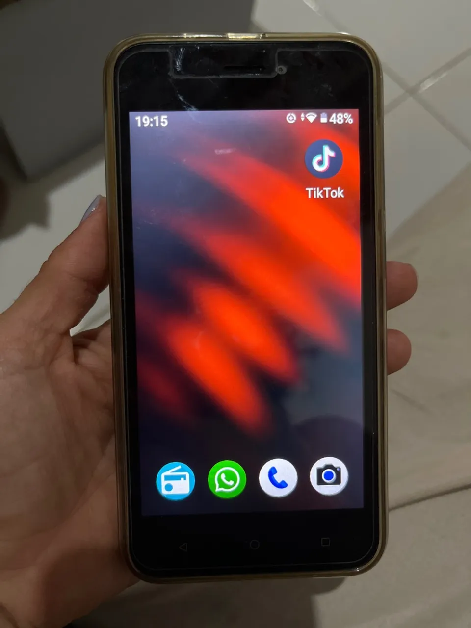 Smartfone com 6 meses de uso