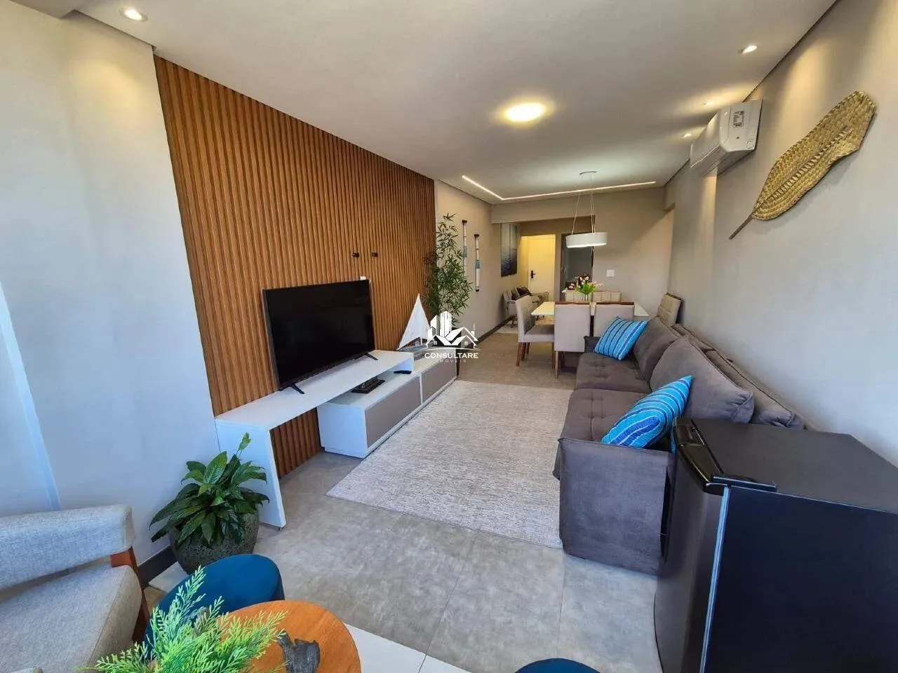 APARTAMENTO A VENDA COM VISTA FRONTAL PARA O MAR - BAIRRO APARECIDA EM SANTOS - SP