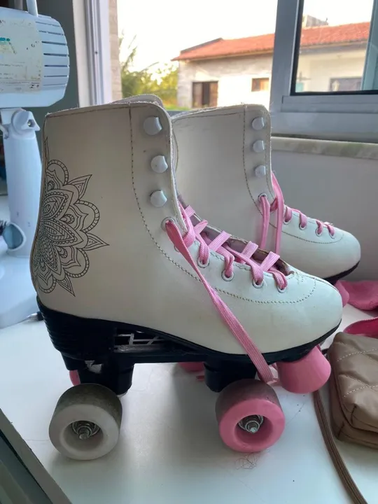 Patins Roller Quad Rosa e Branco