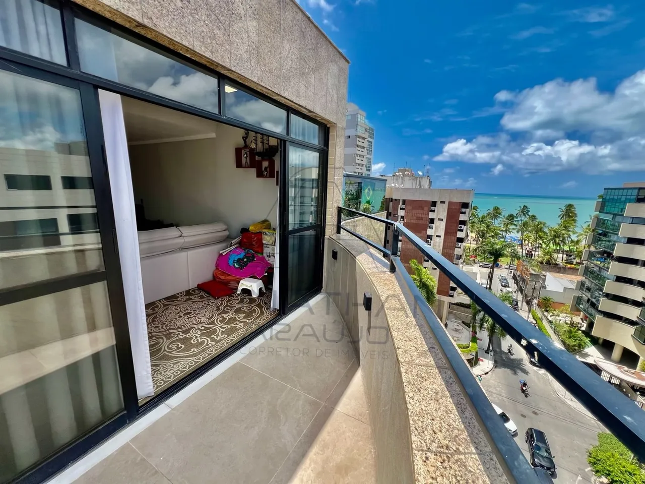 Cobertura de Luxo com Vista para o Mar