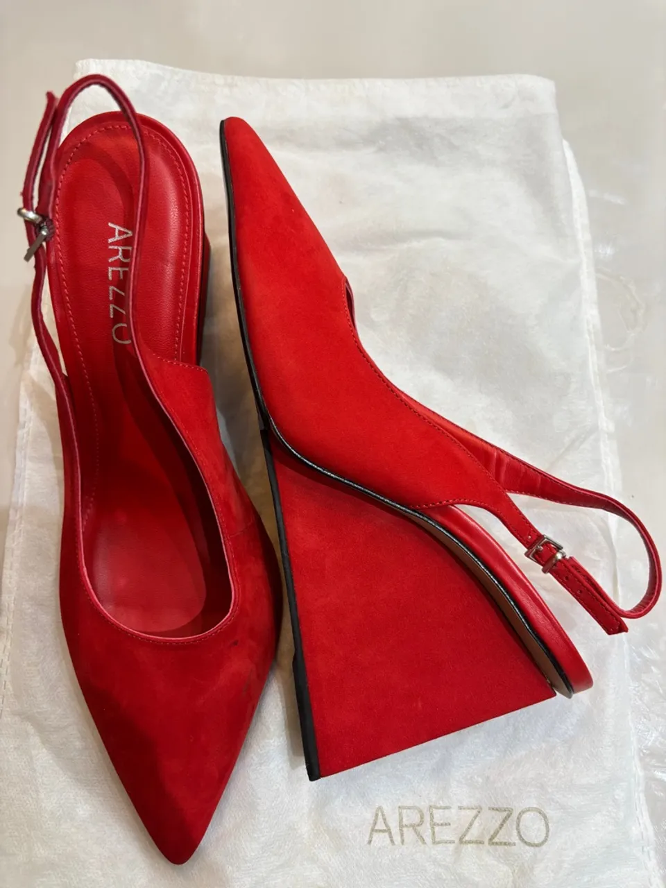 Sandália Arezzo Wedge Vermelha