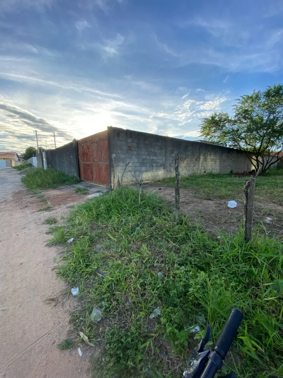 Vendo terreno - Lagoa de Plinio- localização Privilegiada