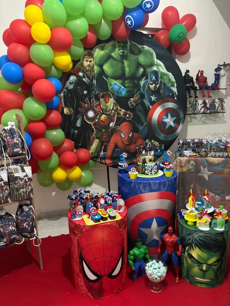 Decoração de festa temática de super-heróis