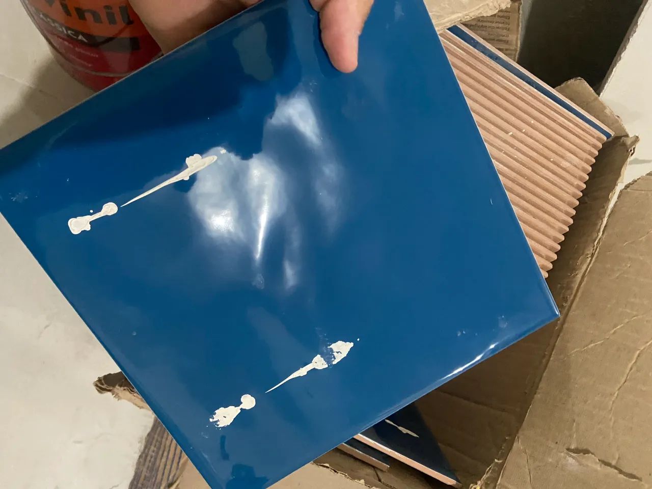 Revestimento Azul Petr onda BR 20x20