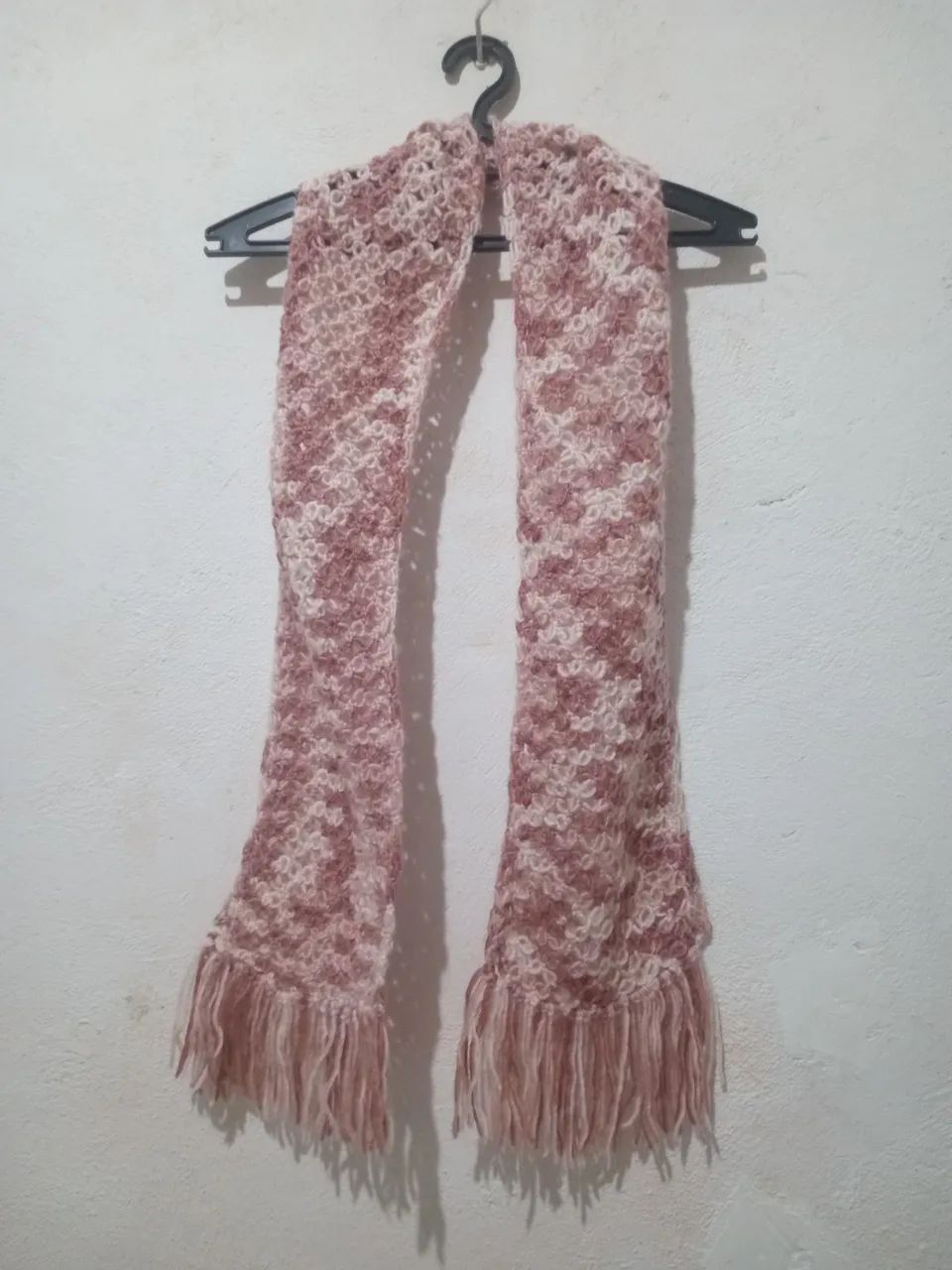 Cachecol Rosa Mesclado Lã de Crochê Feminina 