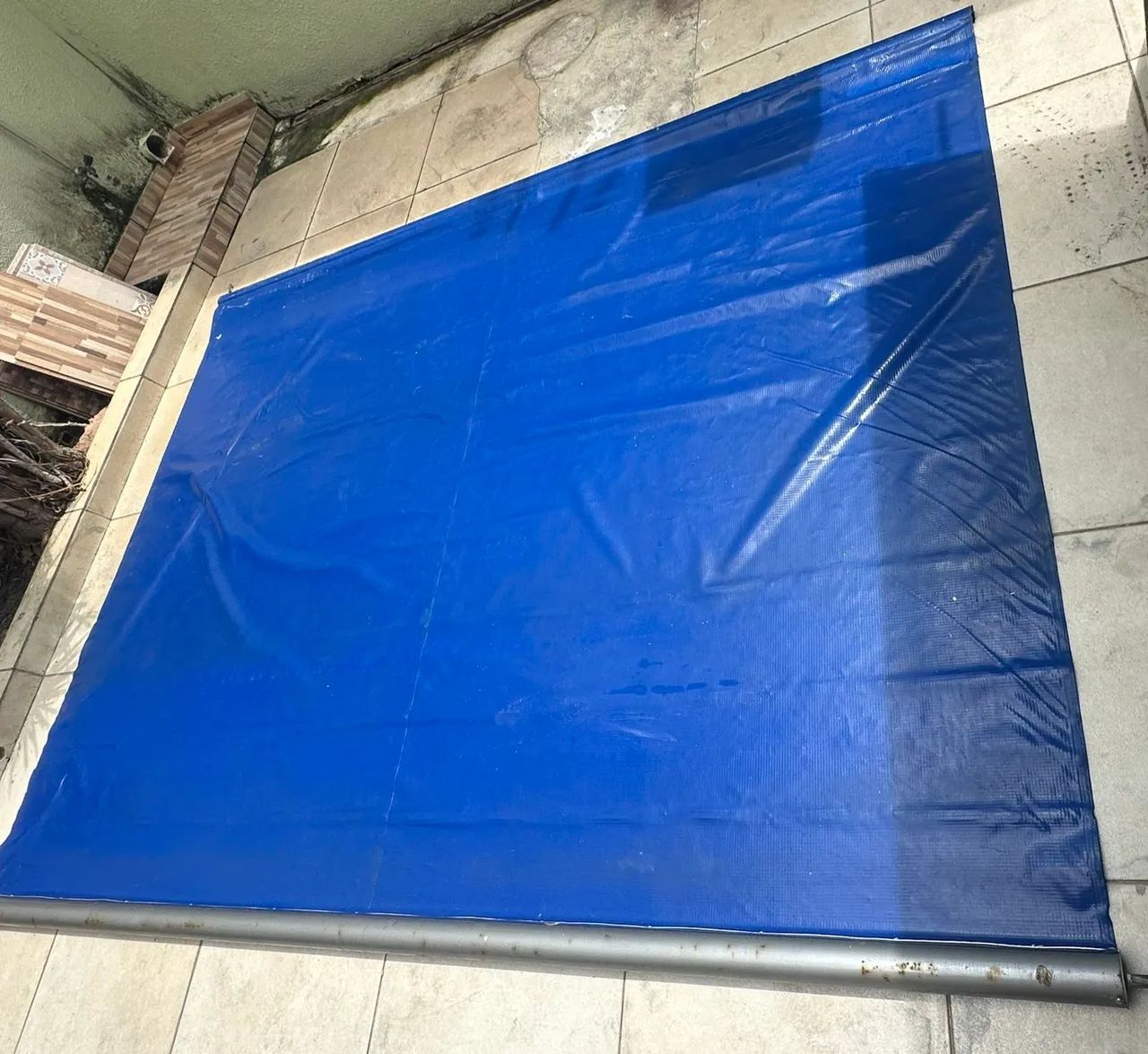 Toldo resistente em ótimo estado - Foto 3