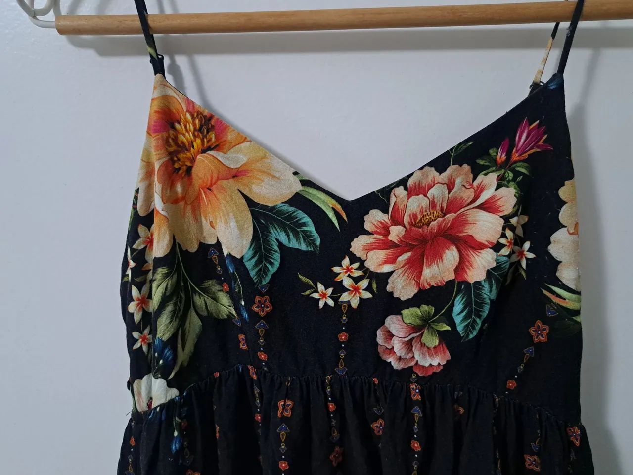 Vestido midi floral elisa farm - Foto 3