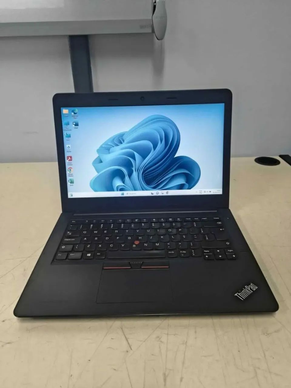 Notebook Lenovo ThinkPad: Intel Core i5 7° Geração, 16GB, SSD 256GB, Leitor Biométrico
