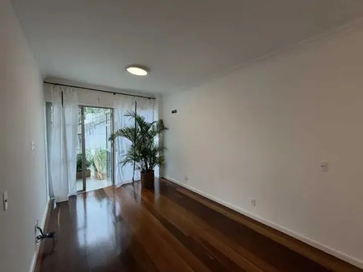 Apartamento no Leblon 2 quartos todo reformado! - Foto 4