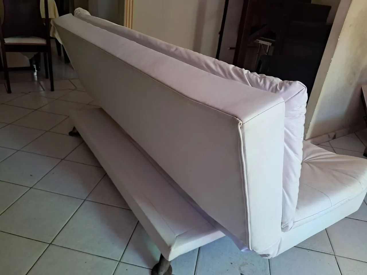 Sofá em couro cama casal - Foto 3