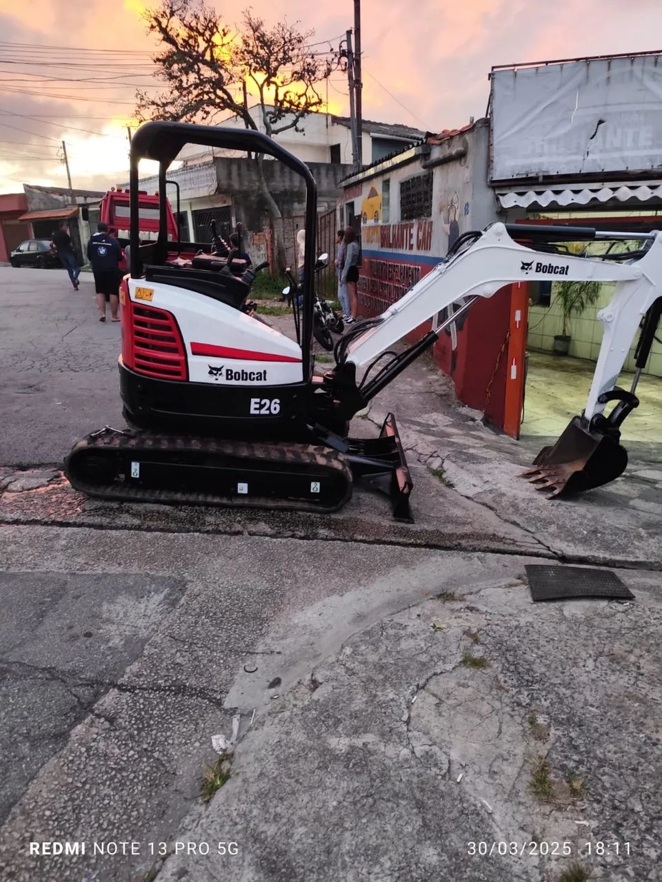 Mine escavadeira e26 bob Cat  - Foto 4