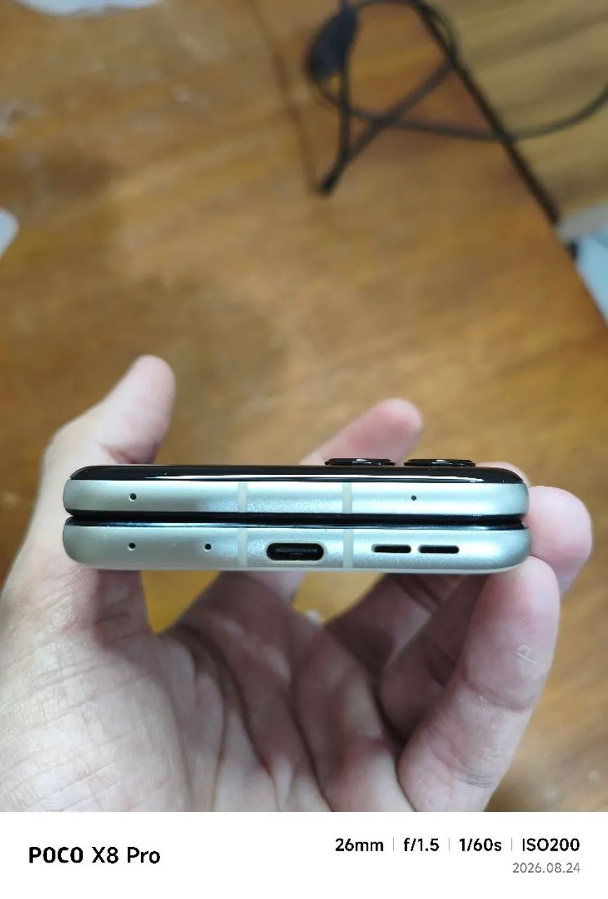 Motorola Razr 60 - Foto 2