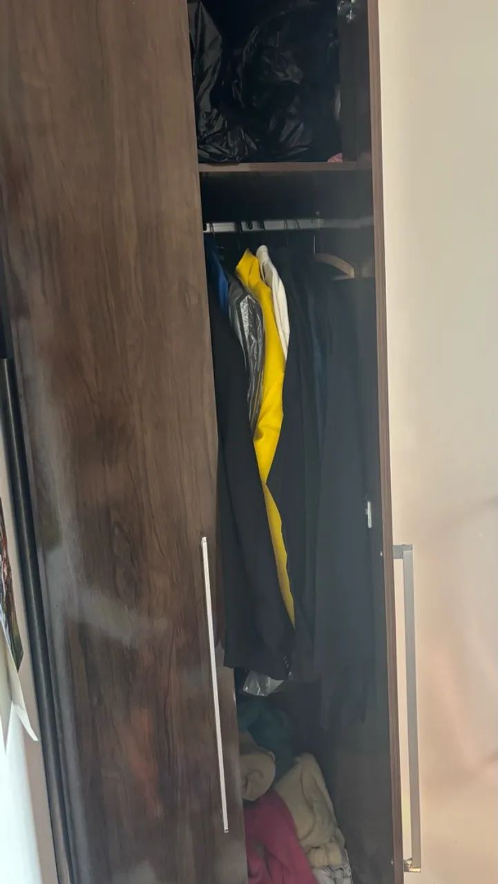 Guarda roupa ele/ela 150,00 - Foto 2