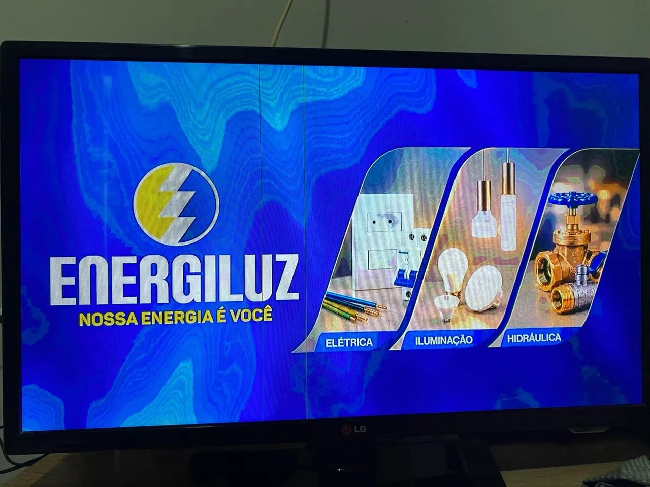     TV LG 32? Funcionando | Para Uso ou Retirada de Peças - Foto 3